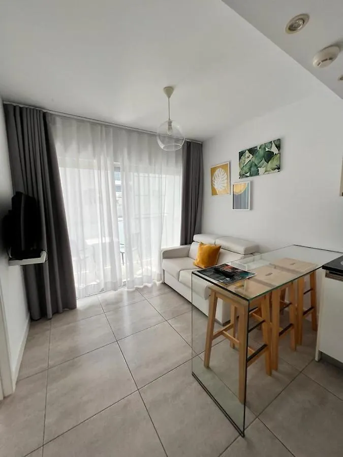 Bristol Sunset Beach Private Apartment コラレホ 0*,